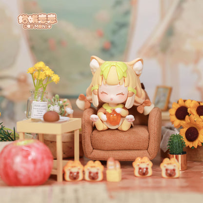 SWEET EMILYA CAT MONI - ADVENTURE MAGIC BOX SERIES TRADING FIGURE