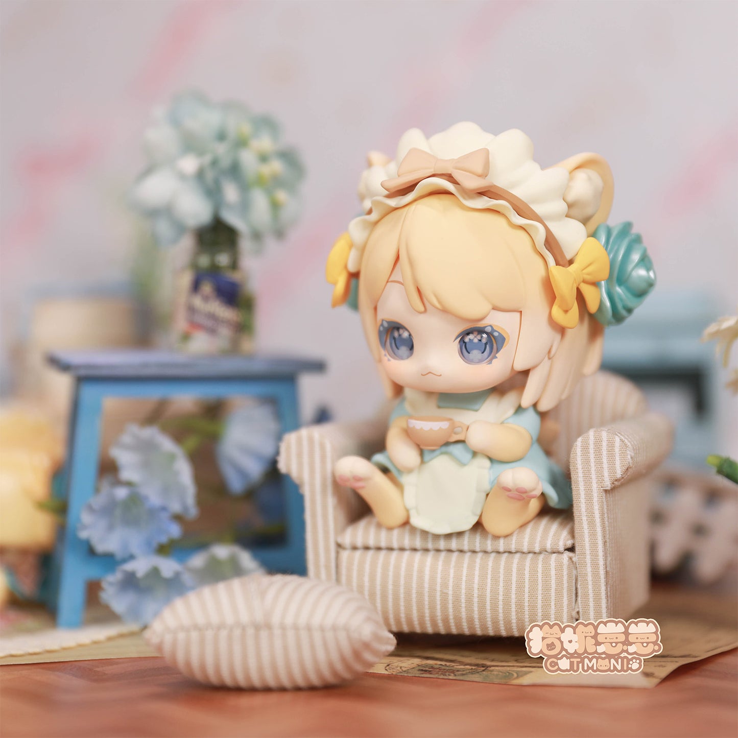 SWEET EMILYA CAT MONI - ADVENTURE MAGIC BOX SERIES TRADING FIGURE