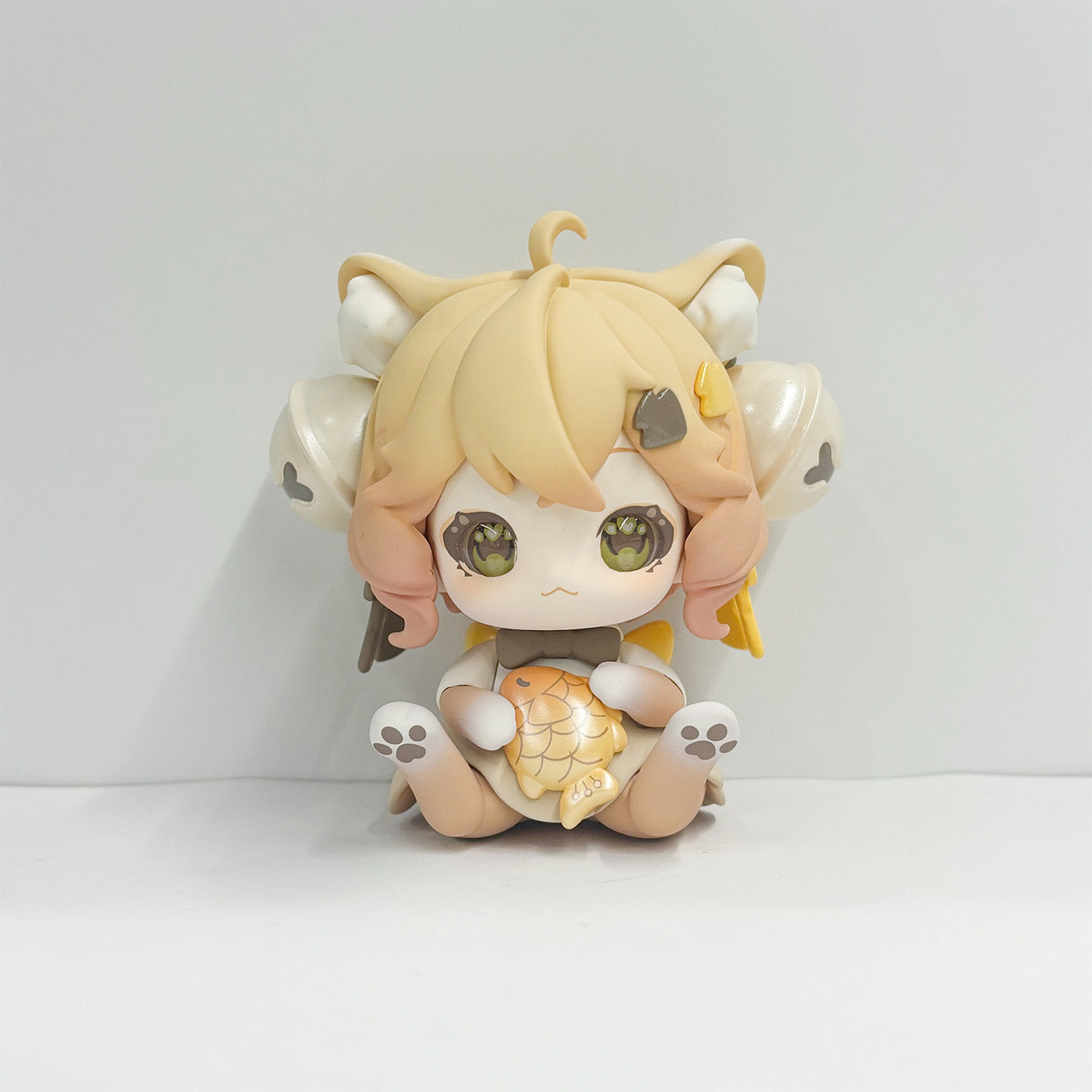 SWEET EMILYA CAT MONI - ADVENTURE MAGIC BOX SERIES TRADING FIGURE
